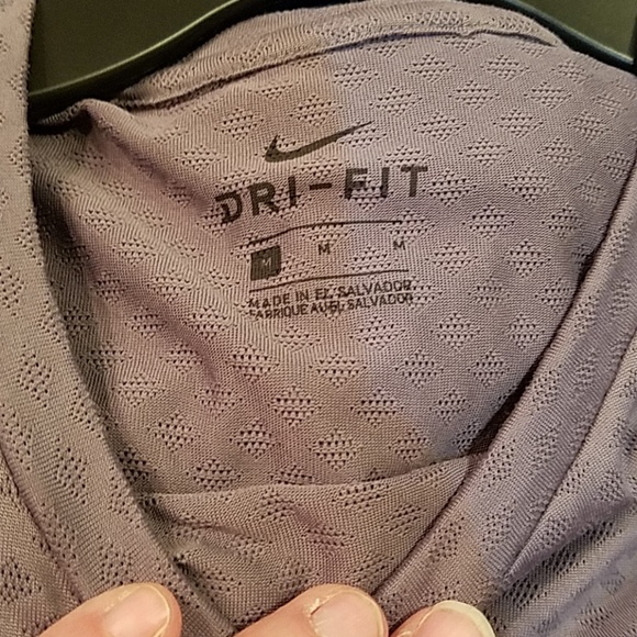 2/$30 NWT men's Nike size M dri-fit top - Picture 7 of 8